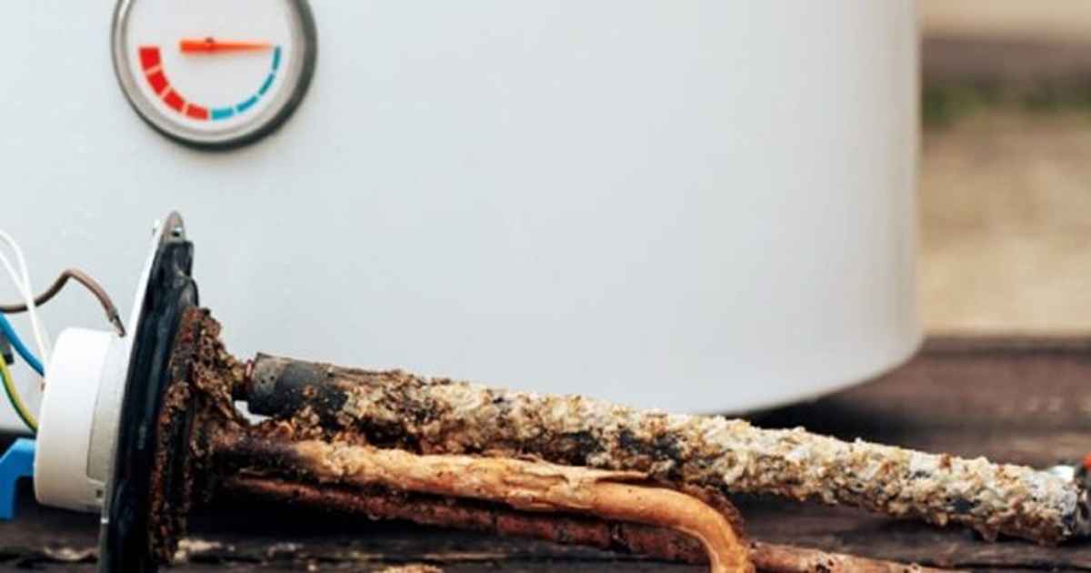 رسوبگرفتگی مبدل حرارتی، یکی از علت روشن شدن چراغ قرمز پکیج است.